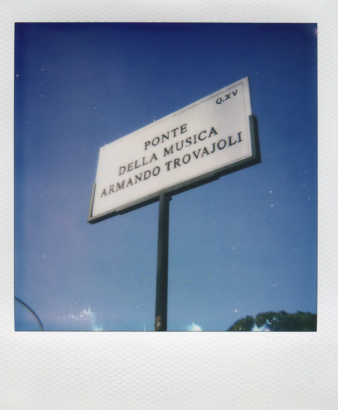 Polaroid cartello Ponte della Musica