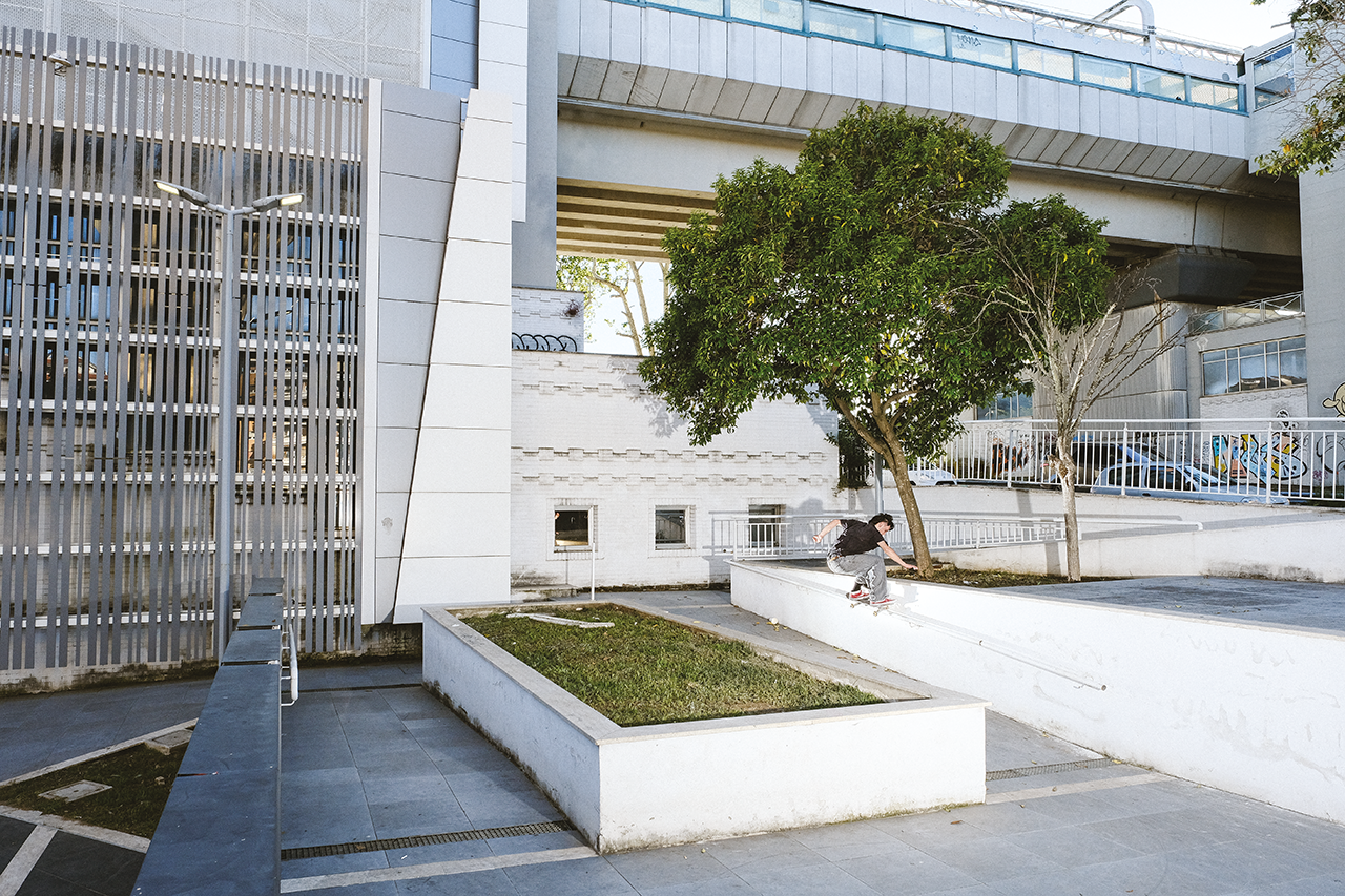 Lorenz Grecu rail 50-50 Spacca Issue 3